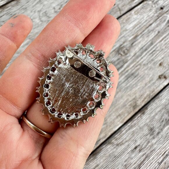 Oval Pearl Brooch with rhinestones brooch Pearl with Rhinestones Pin - Picture 2 of 2